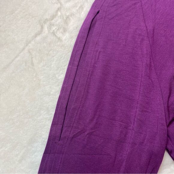 Athleta Purple Cold Shoulder Turtleneck New With Tags Size Medium - Picture 10 of 13